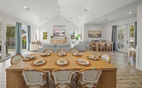 2175 Avenue A Bradenton Beach FL 34217