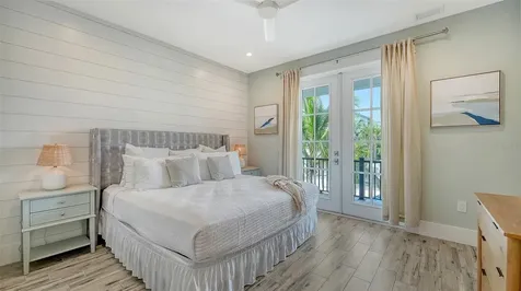 2175 Avenue A Bradenton Beach FL 34217
