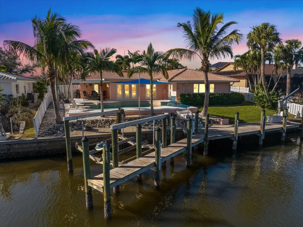 5319 Bimini Drive Bradenton FL 34210