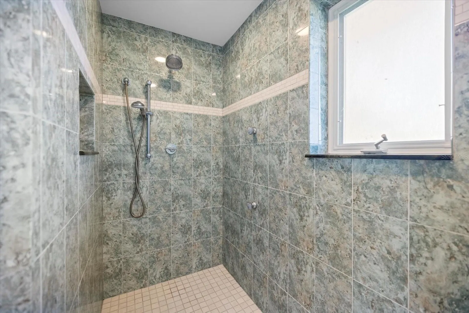5319 Bimini Drive Bradenton FL 34210