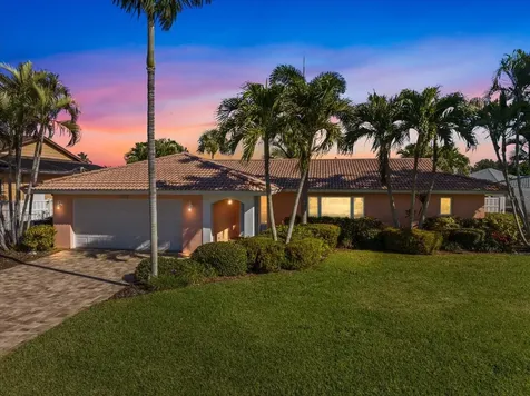 5319 Bimini Drive Bradenton FL 34210