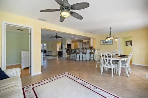 5319 Bimini Drive Bradenton FL 34210