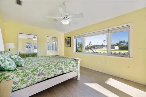 5319 Bimini Drive Bradenton FL 34210