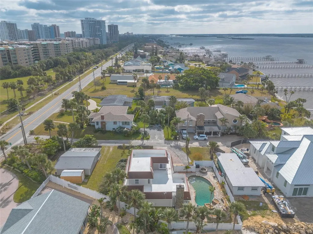 2900 S Peninsula Drive Daytona Beach FL 32118