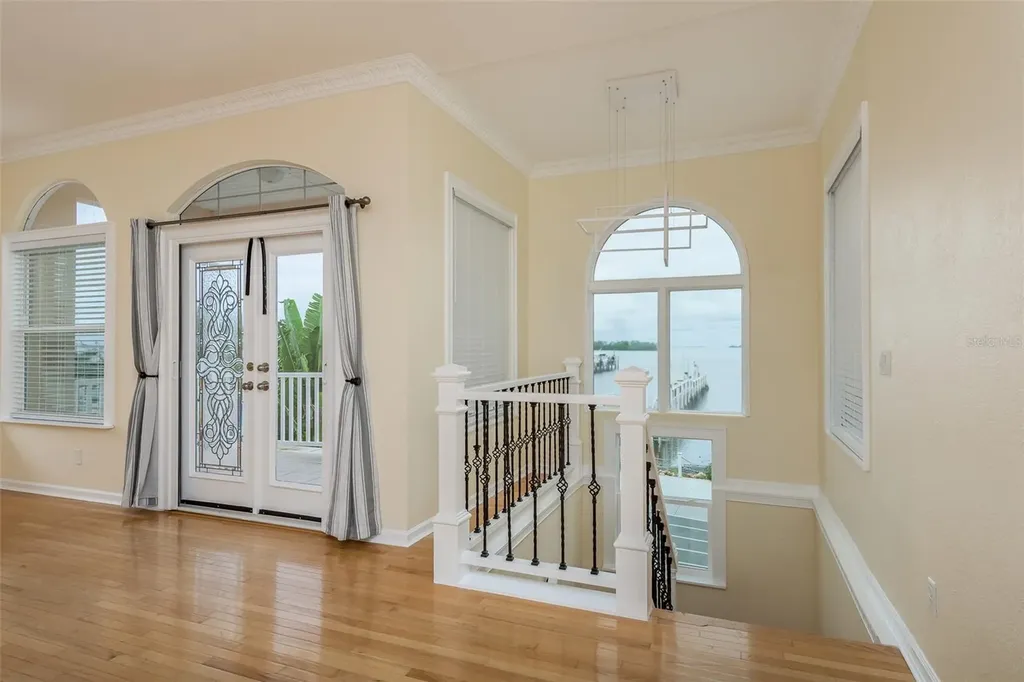 302 Shore Drive Palm Harbor FL 34683