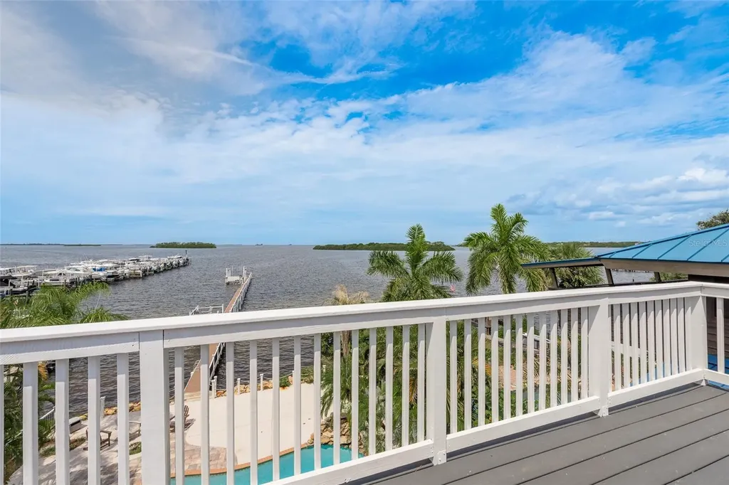 302 Shore Drive Palm Harbor FL 34683
