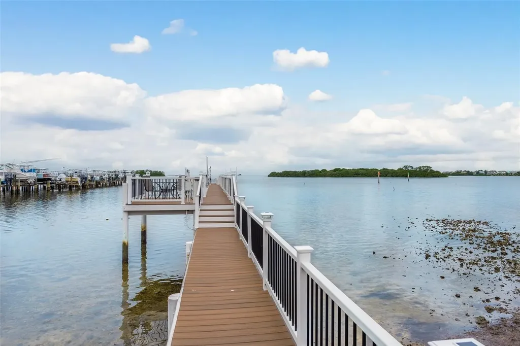 302 Shore Drive Palm Harbor FL 34683