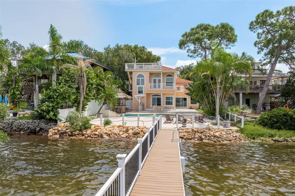 302 Shore Drive Palm Harbor FL 34683