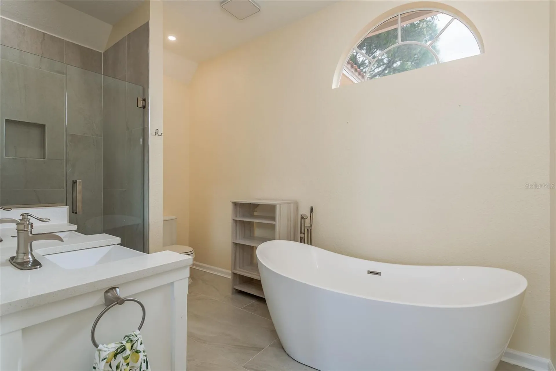 302 Shore Drive Palm Harbor FL 34683