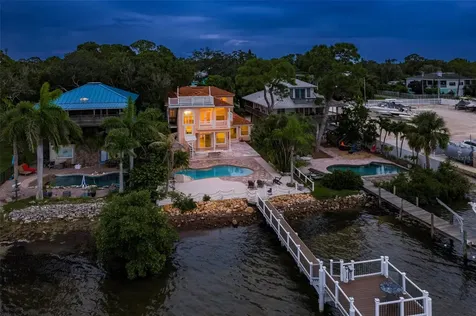 302 Shore Drive Palm Harbor FL 34683