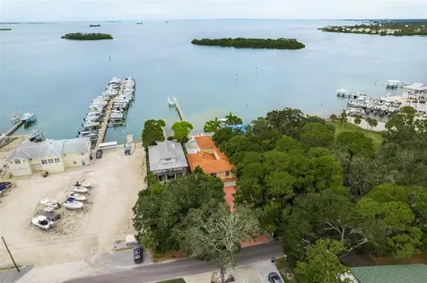 302 Shore Drive Palm Harbor FL 34683