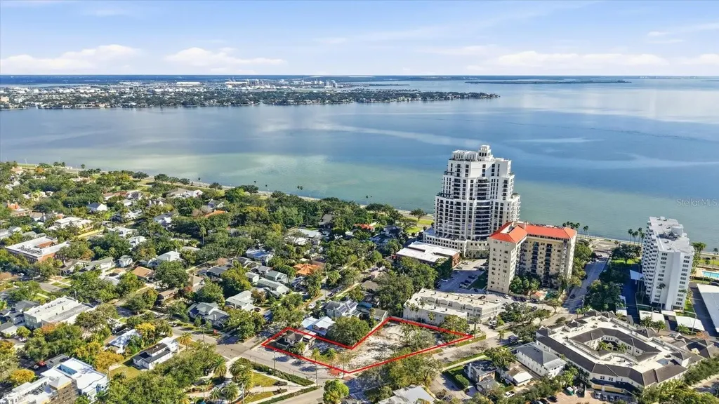 1401 S Desoto Avenue Tampa FL 33606