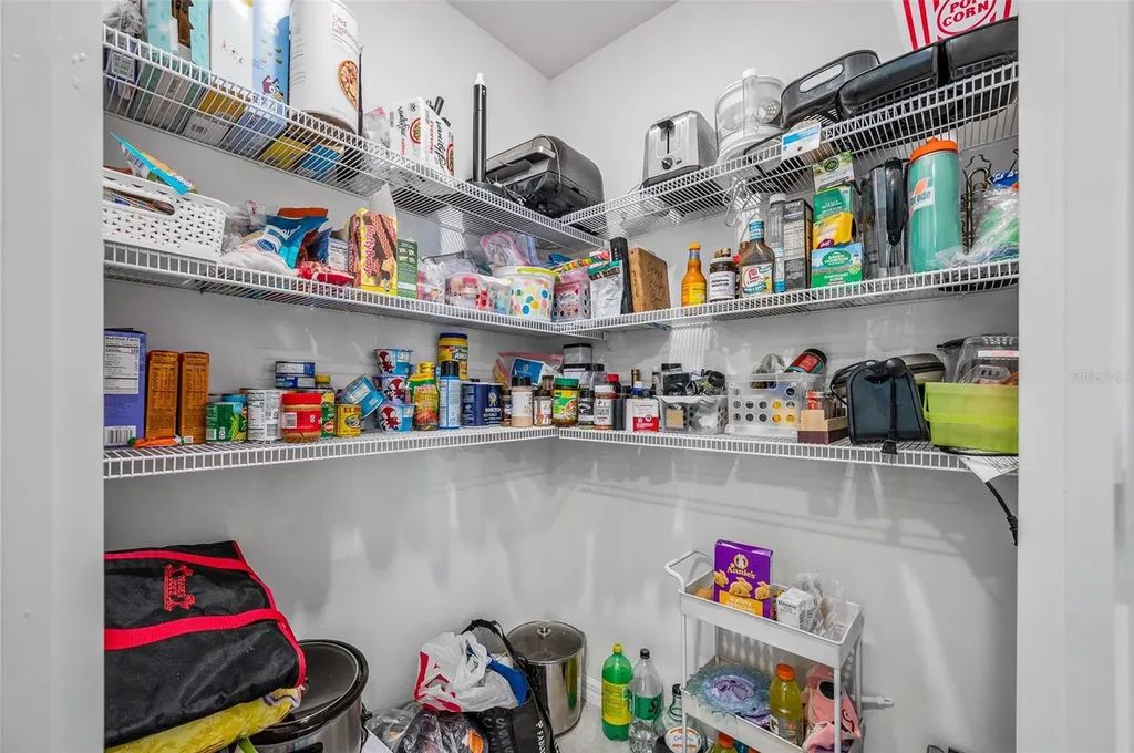 2181 NW 247th Drive Newberry FL 32669