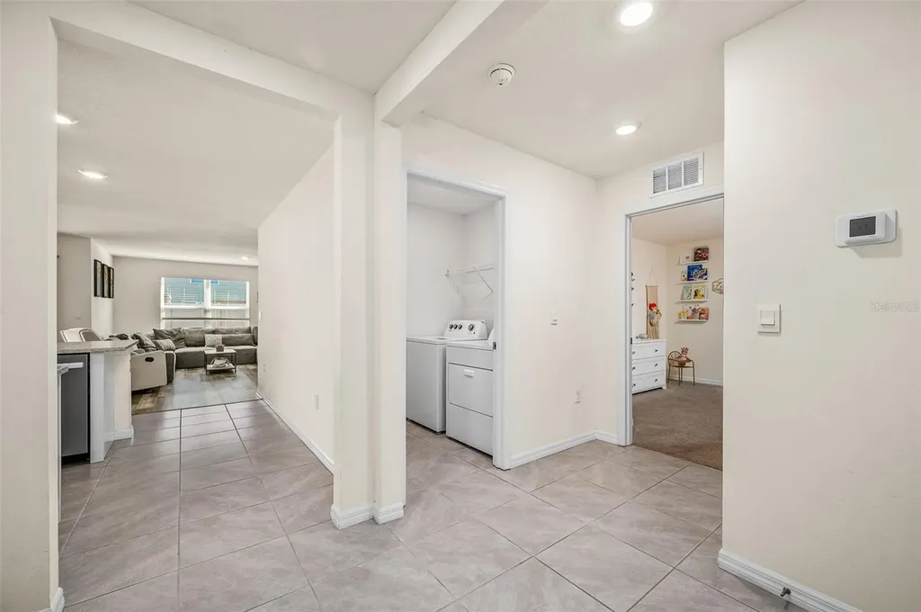2181 NW 247th Drive Newberry FL 32669