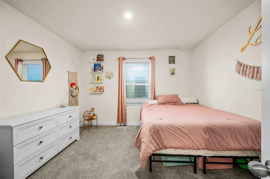 2181 NW 247th Drive Newberry FL 32669