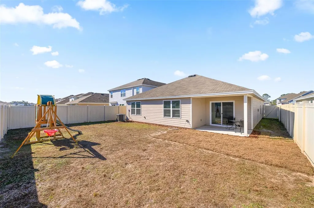 2181 NW 247th Drive Newberry FL 32669