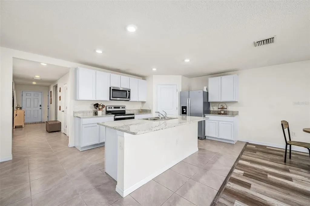 2181 NW 247th Drive Newberry FL 32669