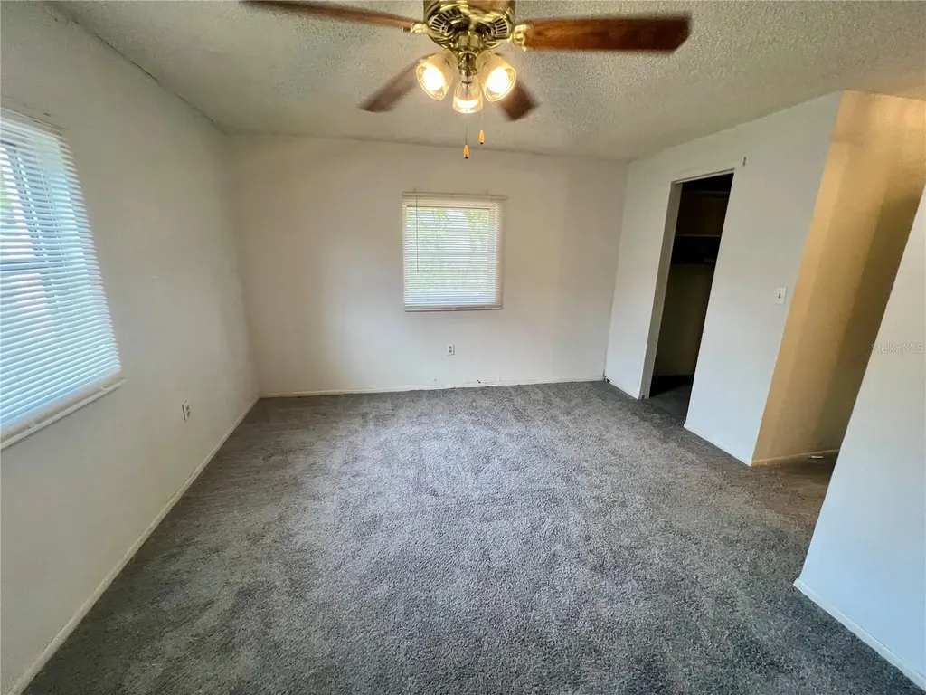 5427 95th Terrace N Pinellas Park FL 33782