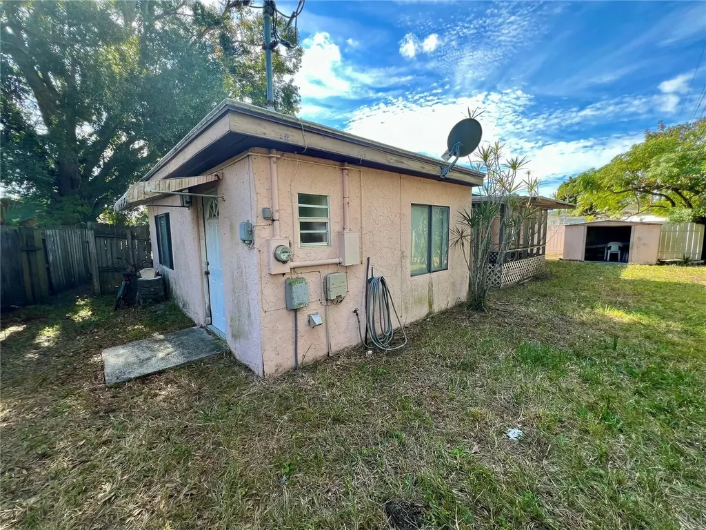 5427 95th Terrace N Pinellas Park FL 33782