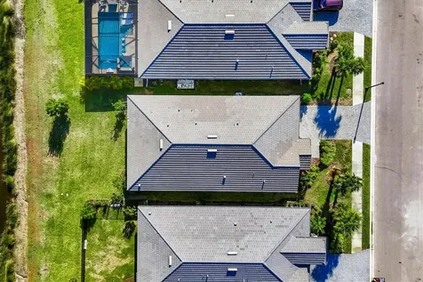 18500 Midsummer Place Venice FL 34293