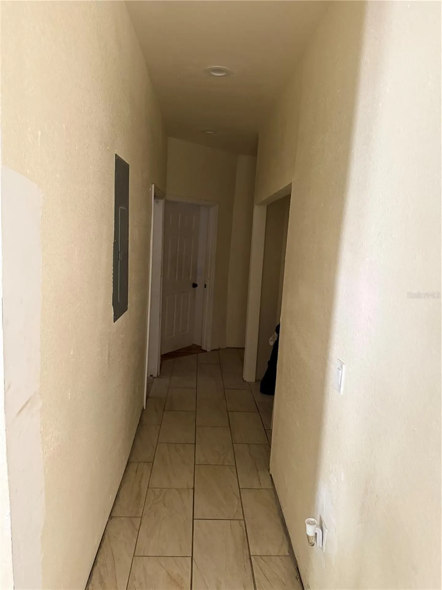 313 E Washington Street Avon Park FL 33825