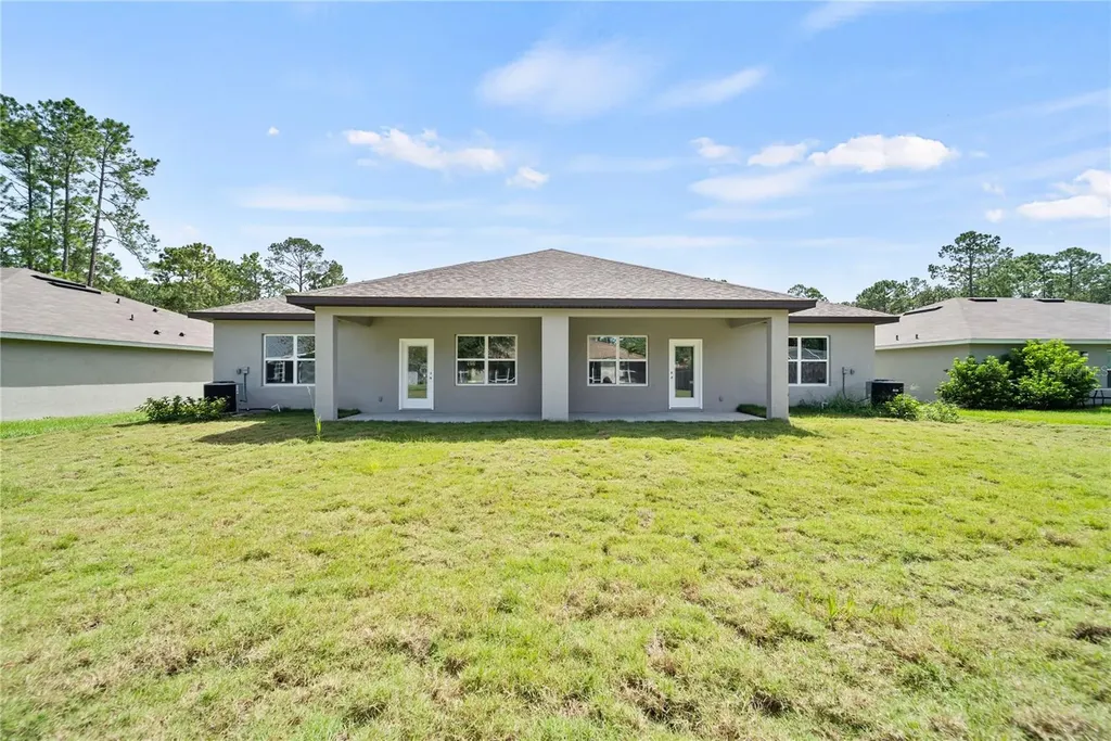 21 Rosepetal Lane Palm Coast FL 32164