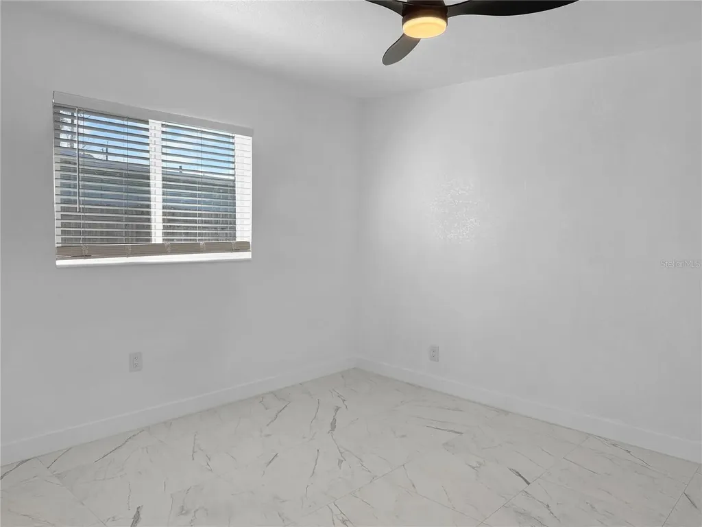 5010 Lahaina Drive Sarasota FL 34232