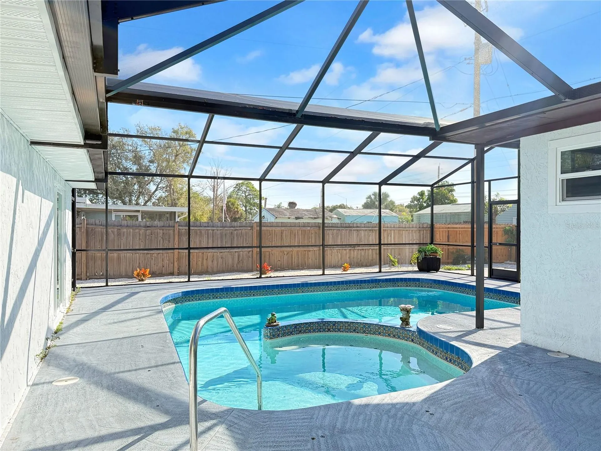 5010 Lahaina Drive Sarasota FL 34232