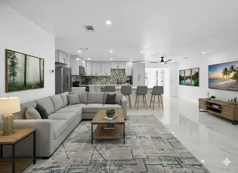 5010 Lahaina Drive Sarasota FL 34232