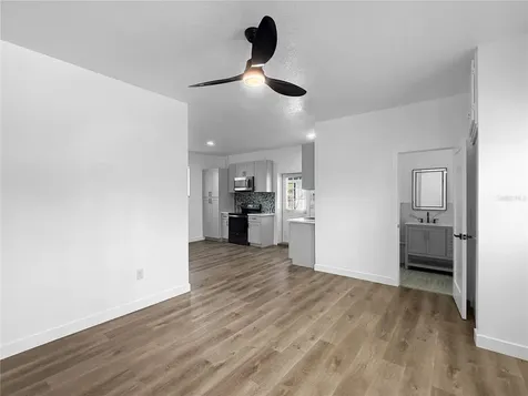 5010 Lahaina Drive Sarasota FL 34232