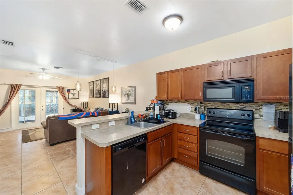 2915 SW 35th Place Gainesville FL 32608