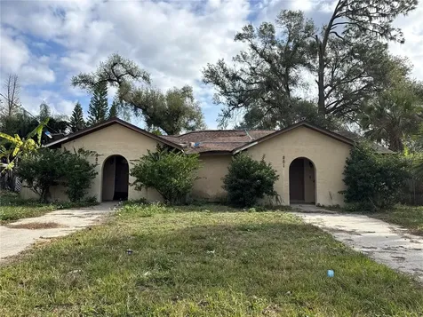 801 N Kingsway Road Seffner FL 33584