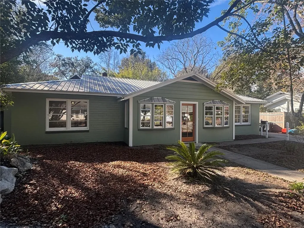 1027 NW 11th Avenue Gainesville FL 32601