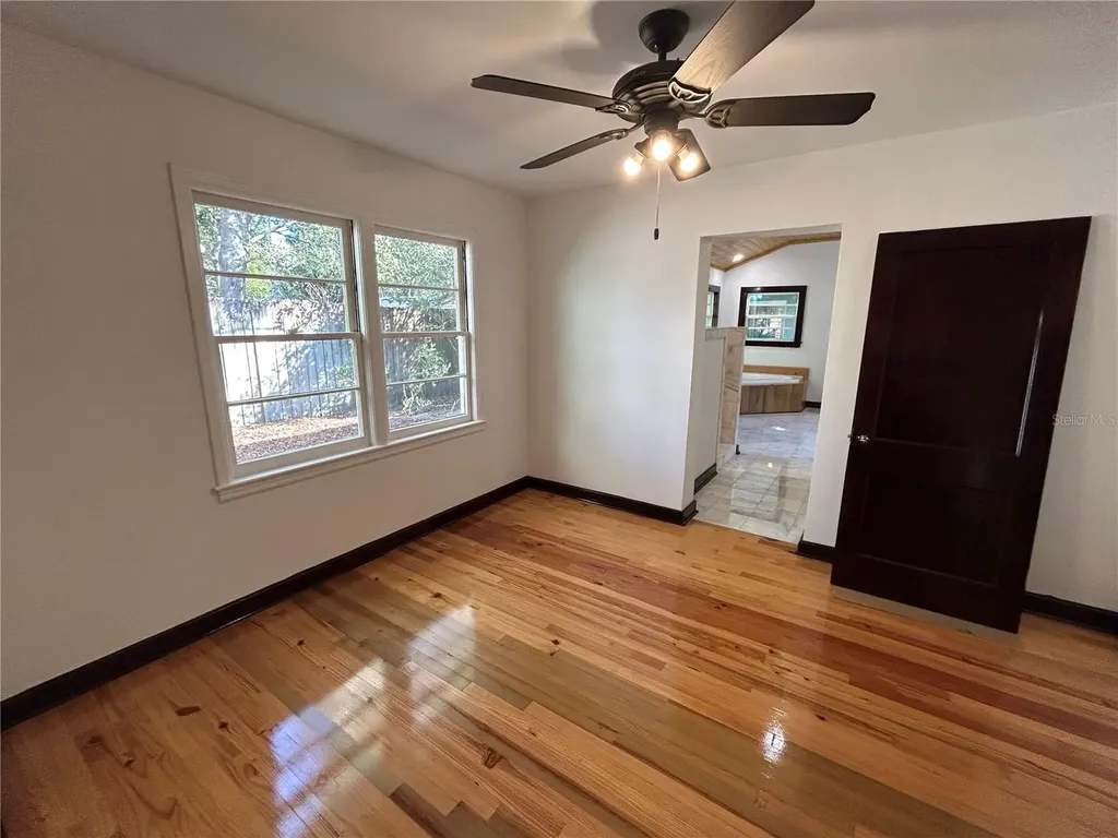 1027 NW 11th Avenue Gainesville FL 32601