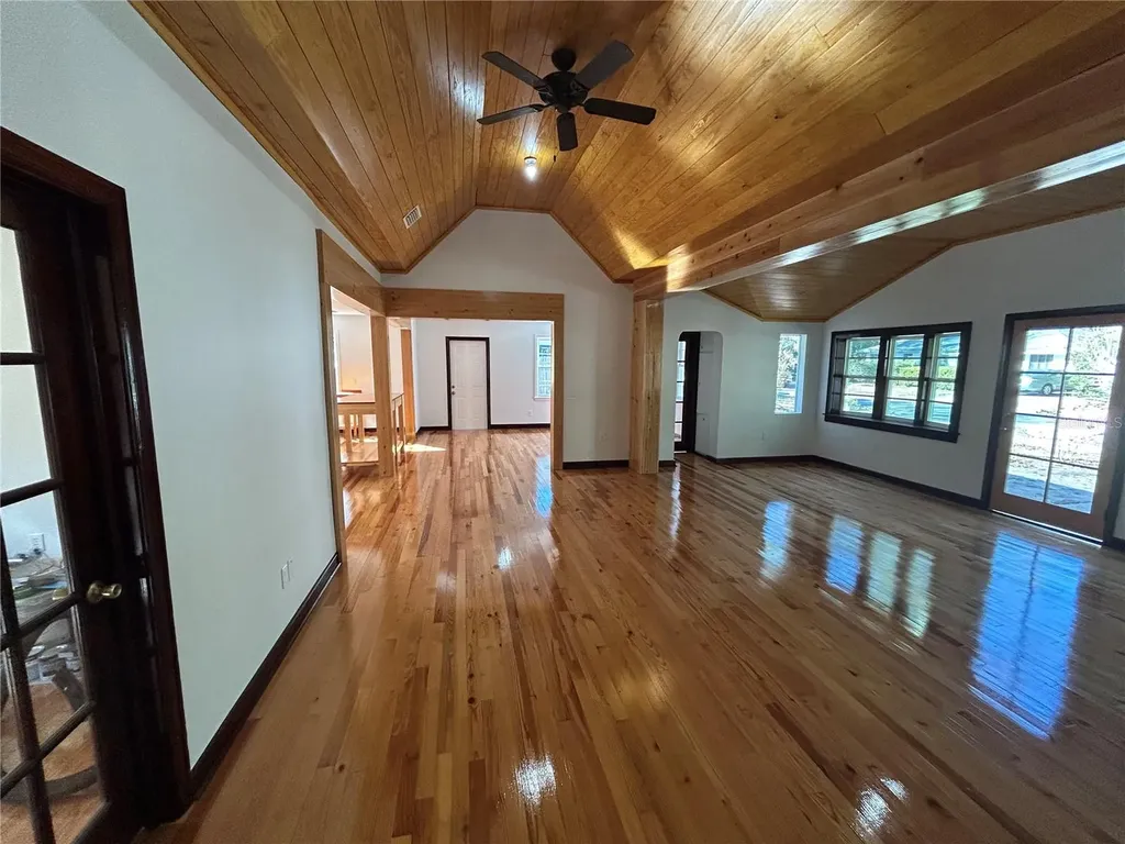 1027 NW 11th Avenue Gainesville FL 32601