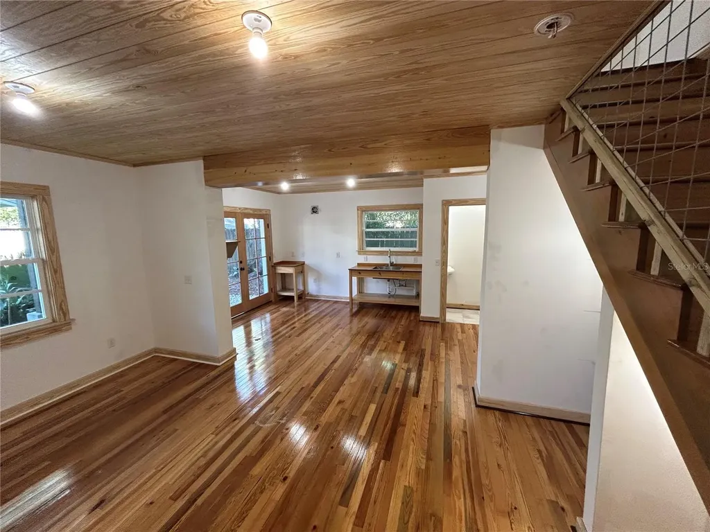 1027 NW 11th Avenue Gainesville FL 32601