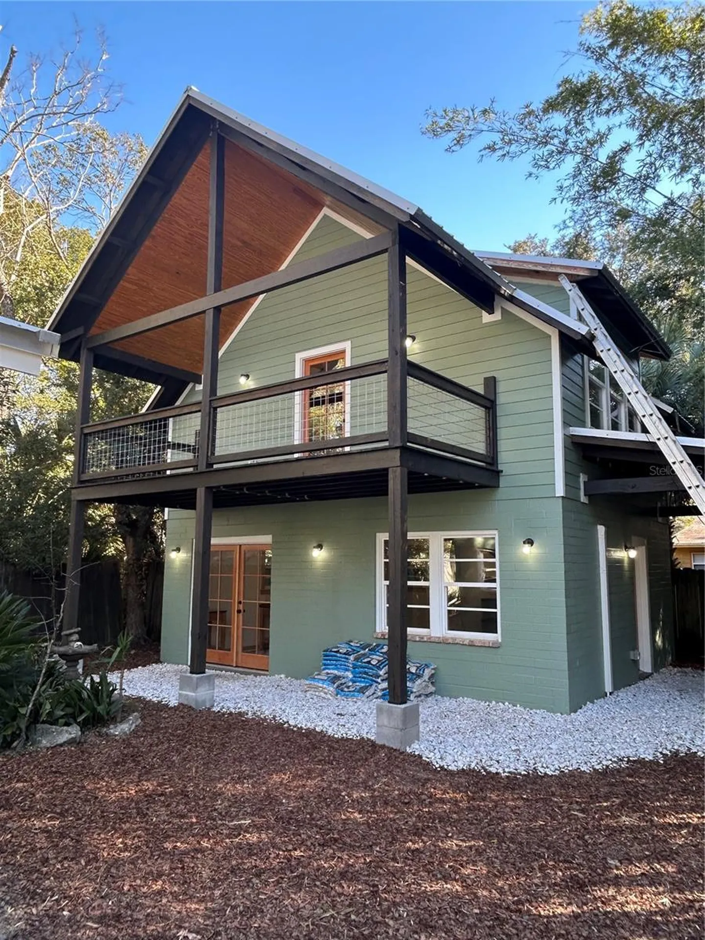 1027 NW 11th Avenue Gainesville FL 32601