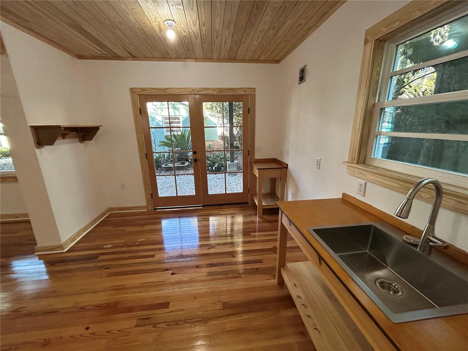 1027 NW 11th Avenue Gainesville FL 32601