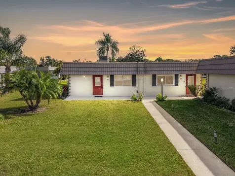 202 Bedford Street Sun City Center FL 33573