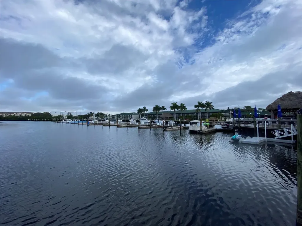 7150 N Tamiami Trail Sarasota FL 34243