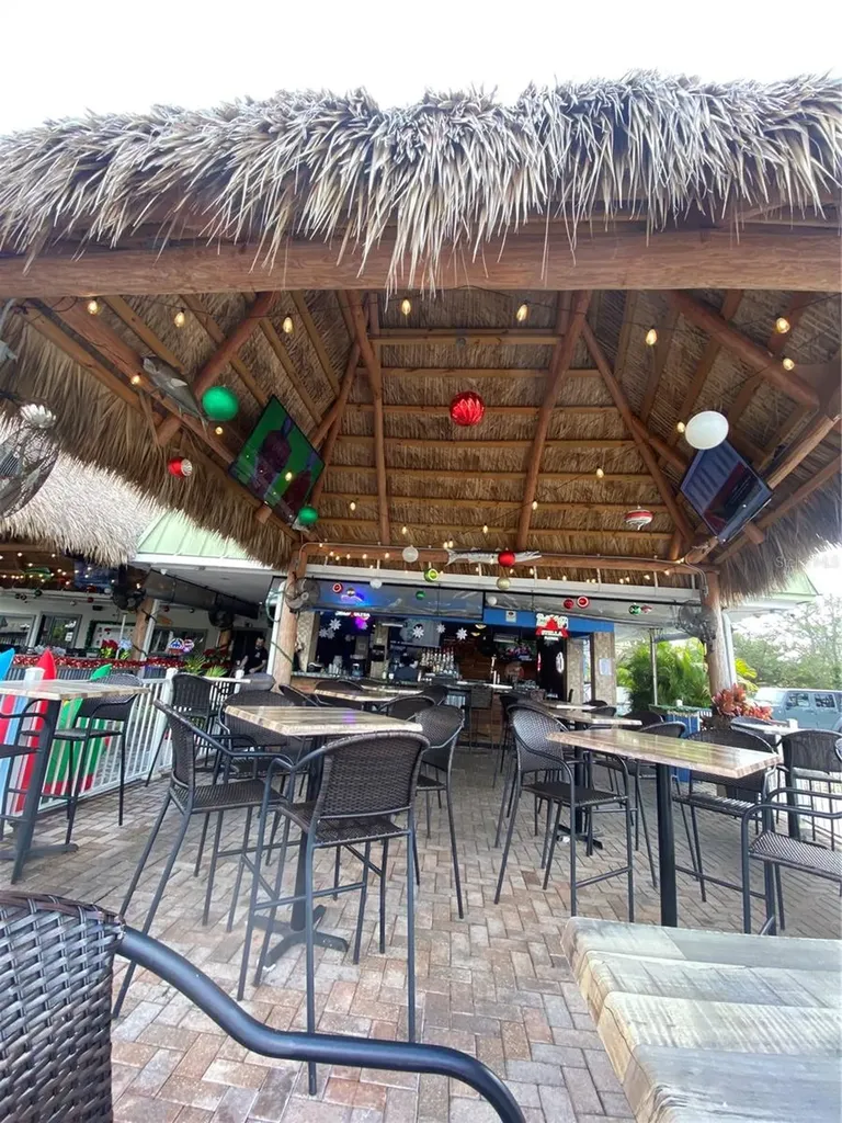 7150 N Tamiami Trail Sarasota FL 34243