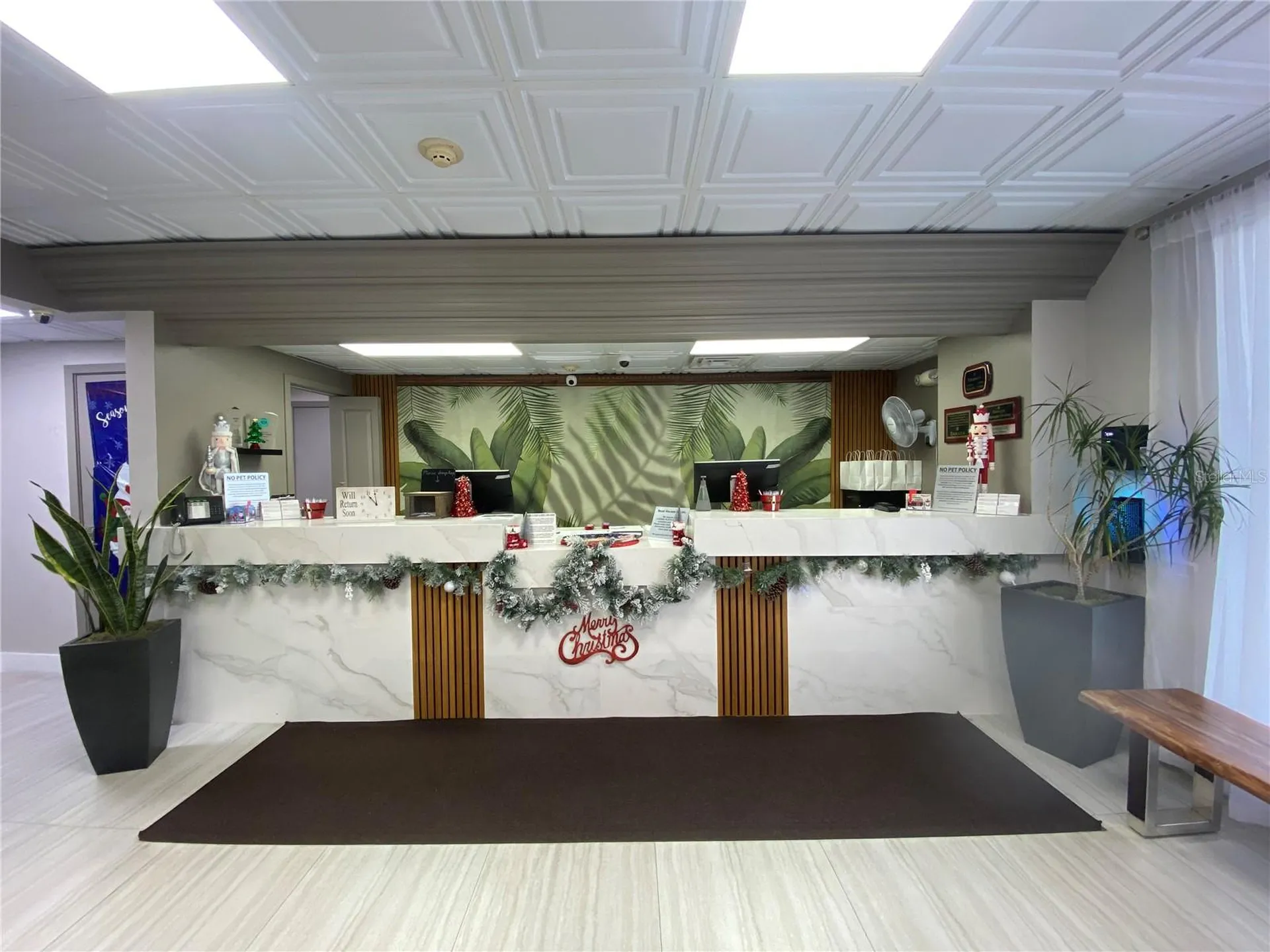 7150 N Tamiami Trail Sarasota FL 34243