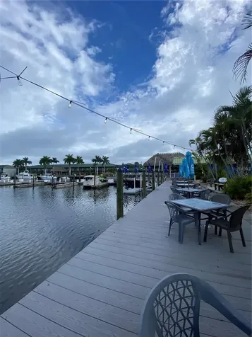 7150 N Tamiami Trail Sarasota FL 34243