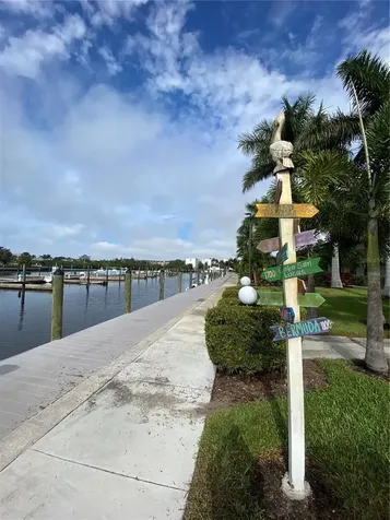 7150 N Tamiami Trail Sarasota FL 34243