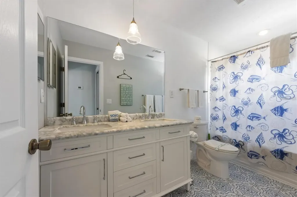 110 Oak Avenue Anna Maria FL 34216