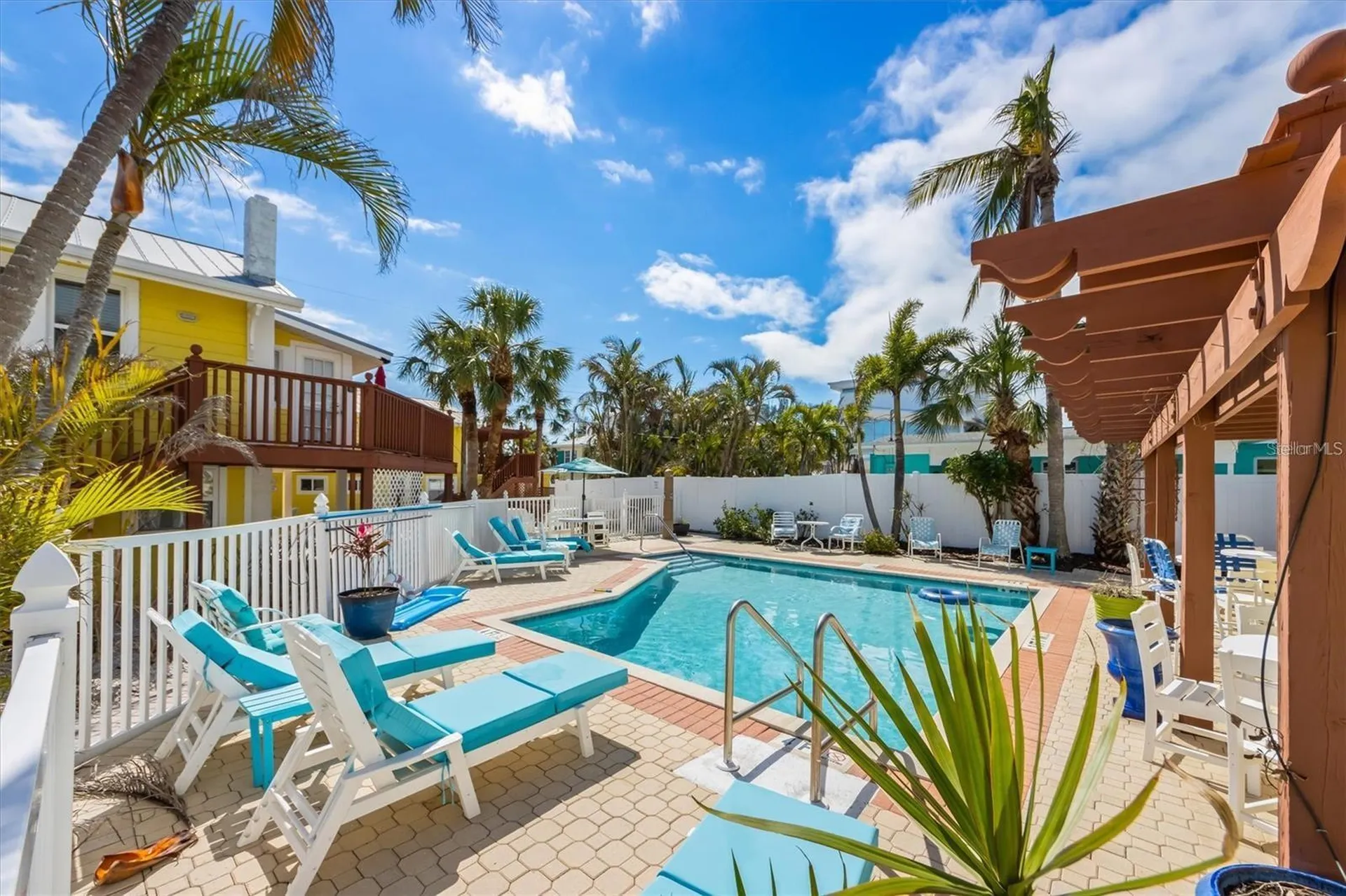 110 Oak Avenue Anna Maria FL 34216