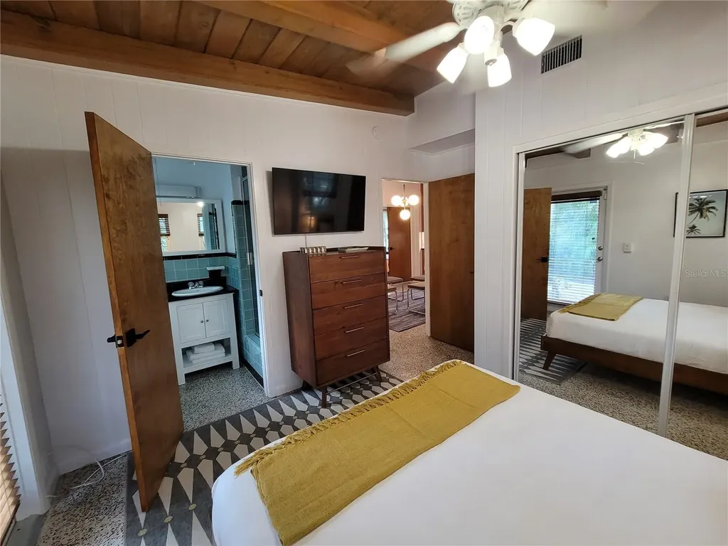 8010 Marina Drive Holmes Beach FL 34217