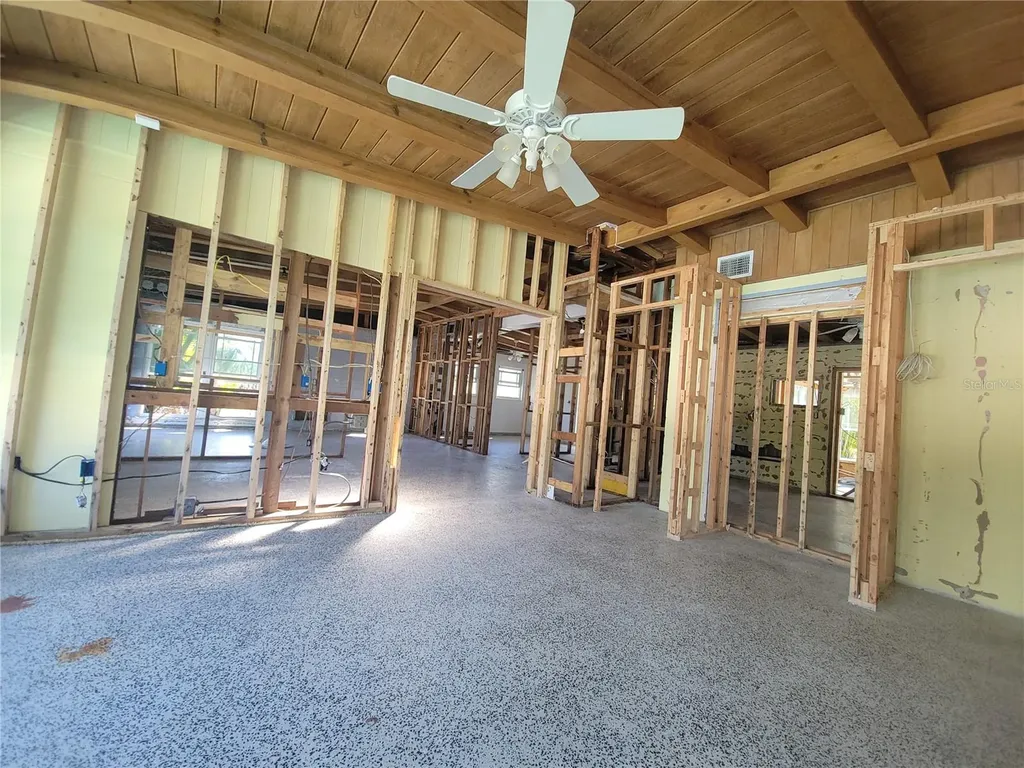 8010 Marina Drive Holmes Beach FL 34217