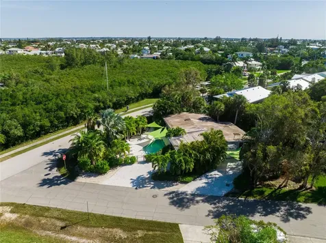 8010 Marina Drive Holmes Beach FL 34217