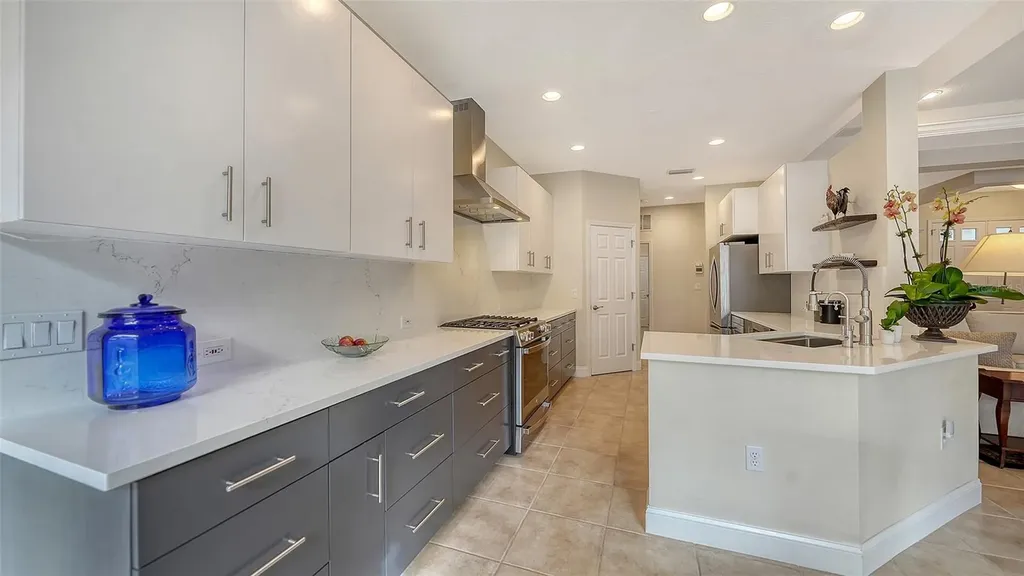 4855 Carrington Circle Sarasota FL 34243